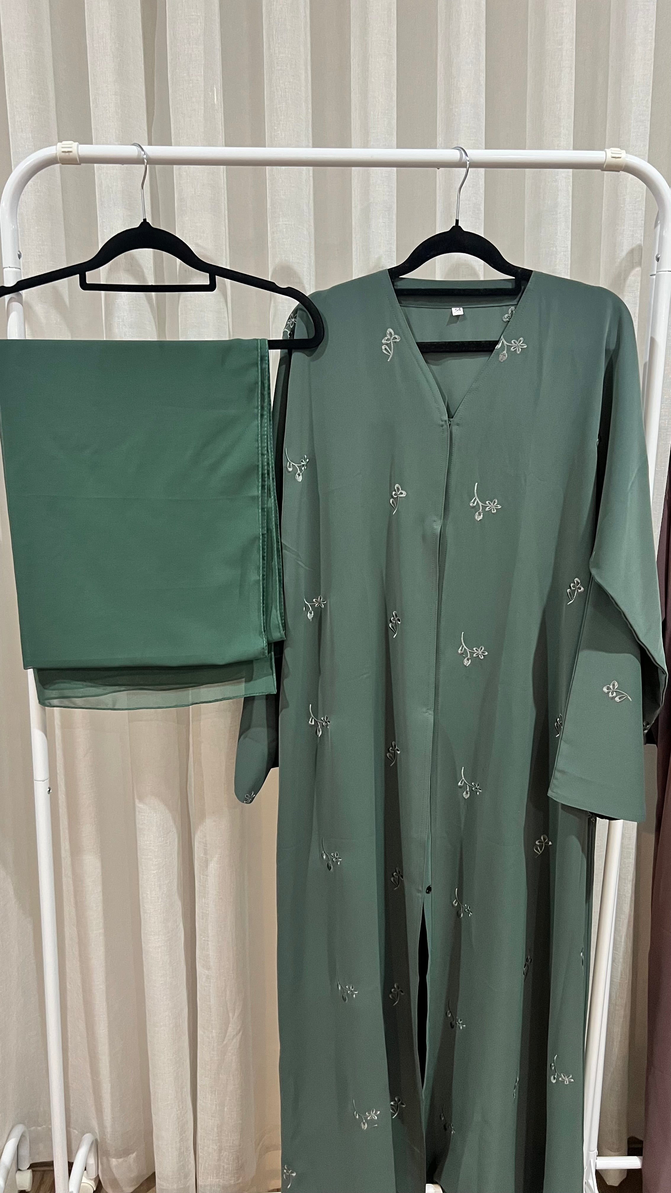 Floral embroidered abaya