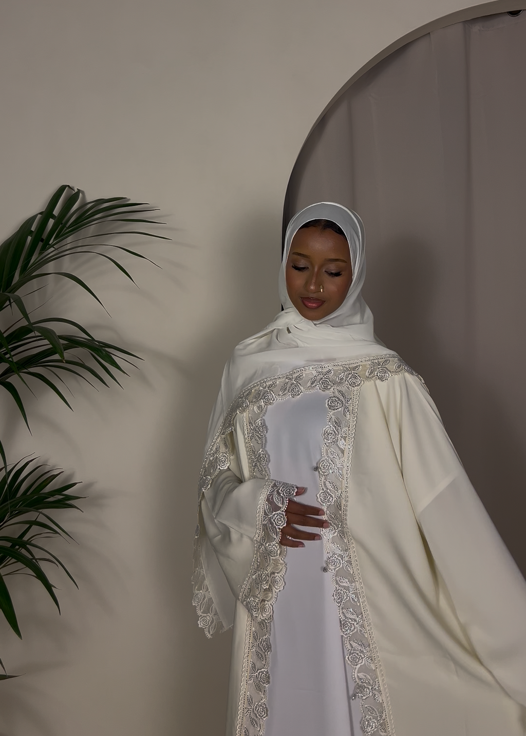 Soft Ivory lace abaya-2 piece set