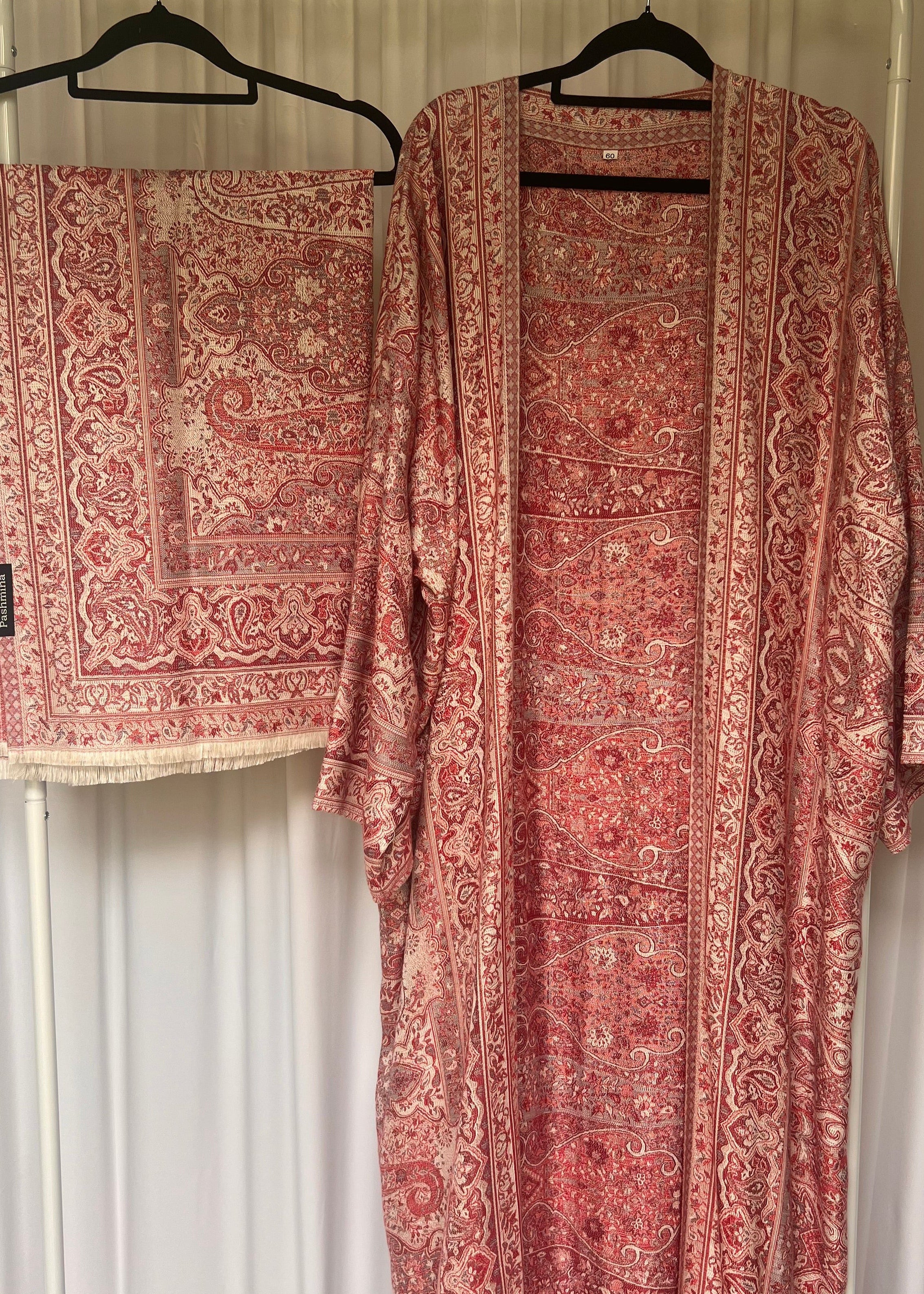 Pashmina abaya