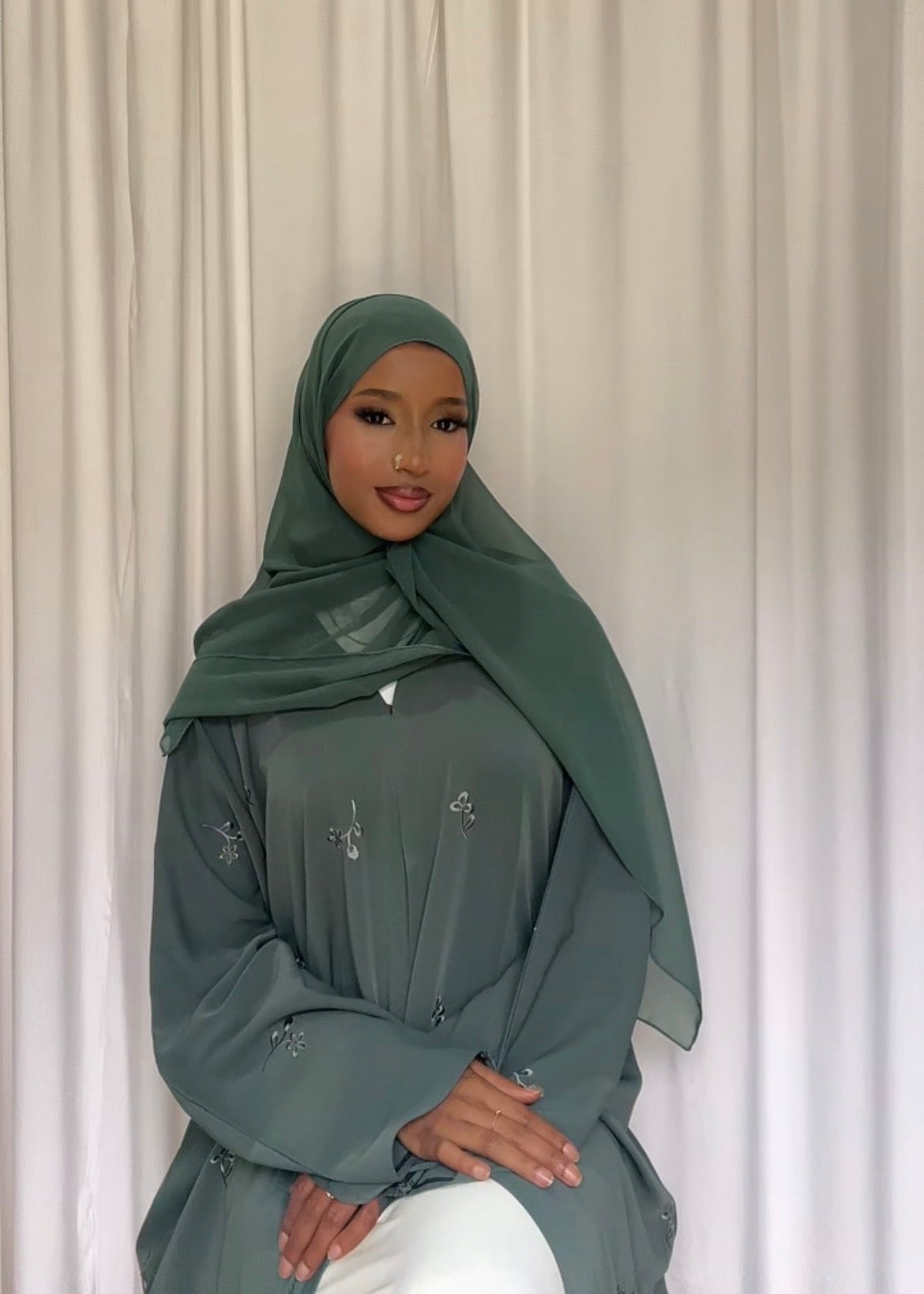 Floral embroidered abaya