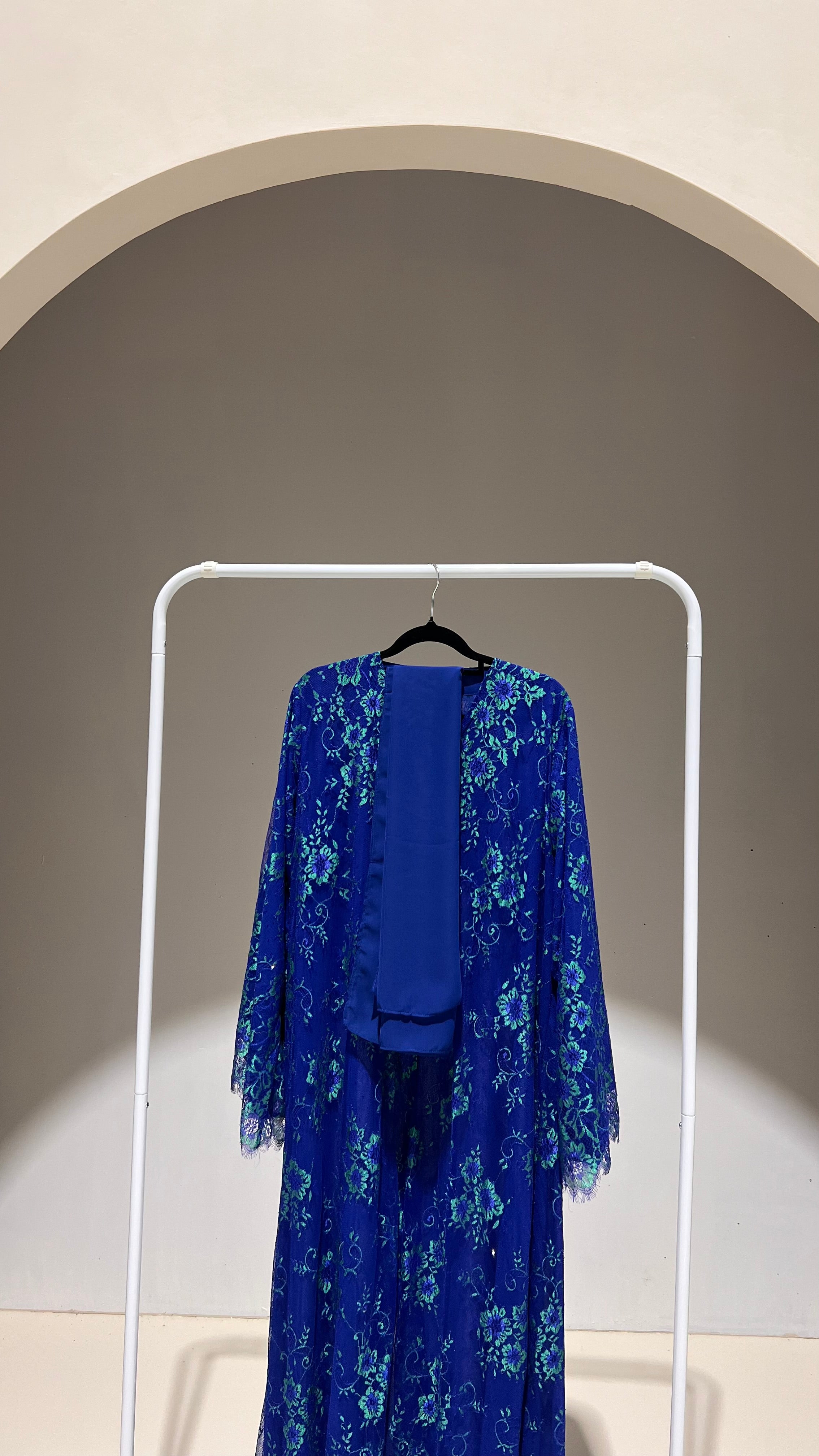 Chantilly Lace Abaya- 3 Piece set