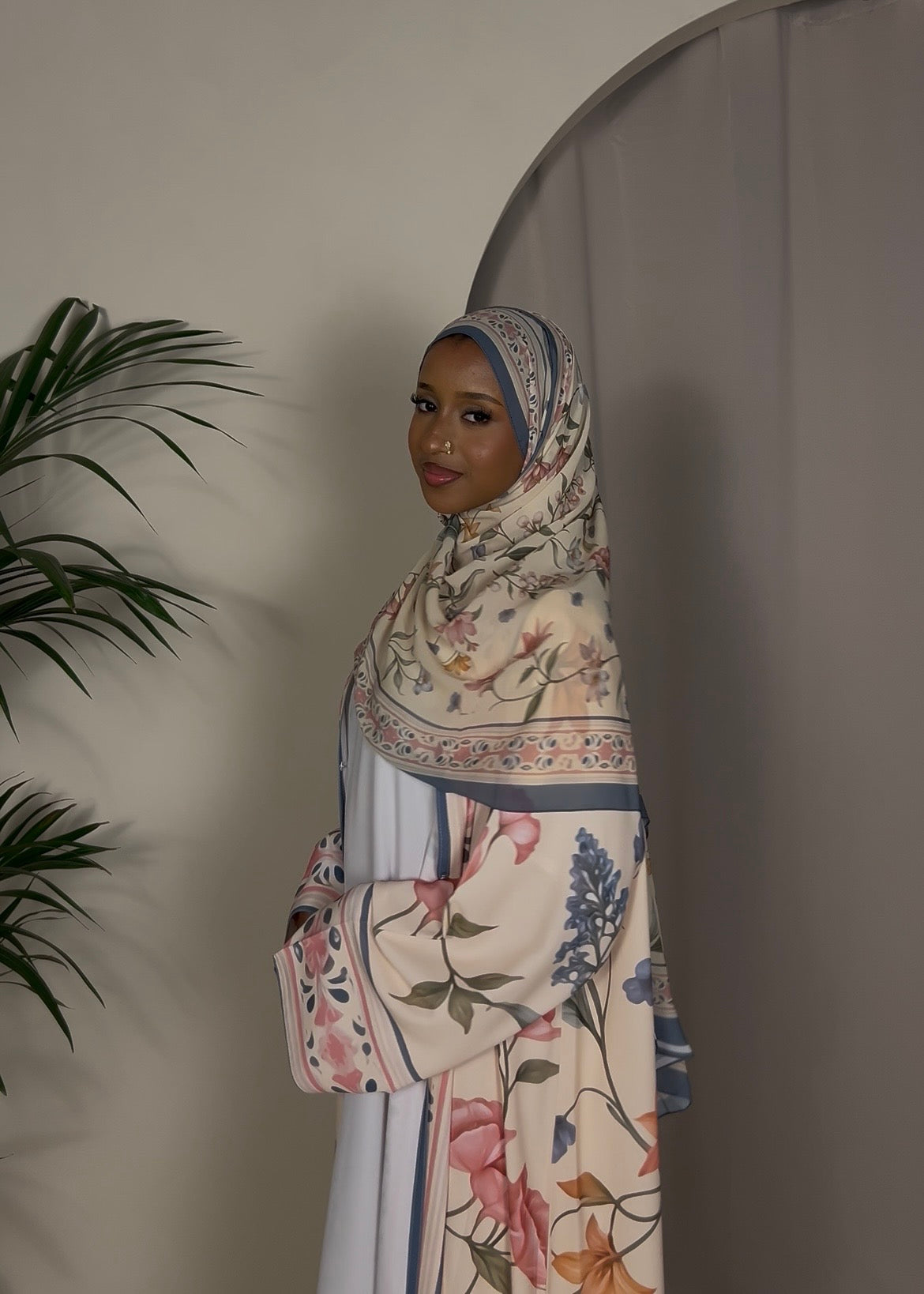 Printed floral Abaya - 2 piece set