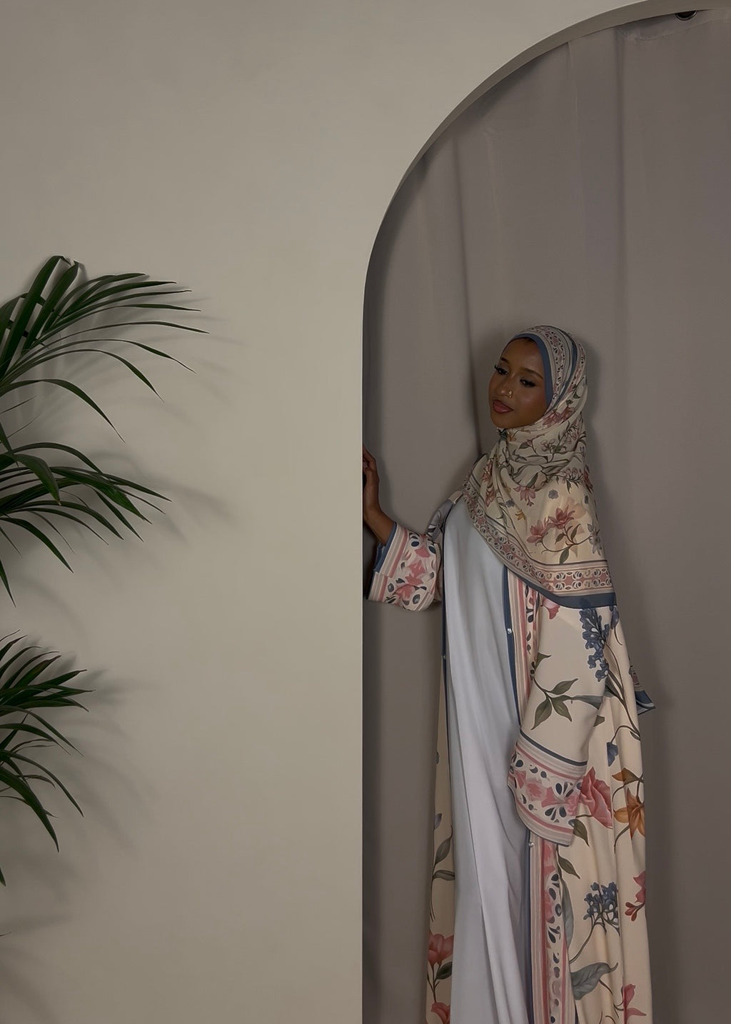 Printed floral Abaya - 2 piece set