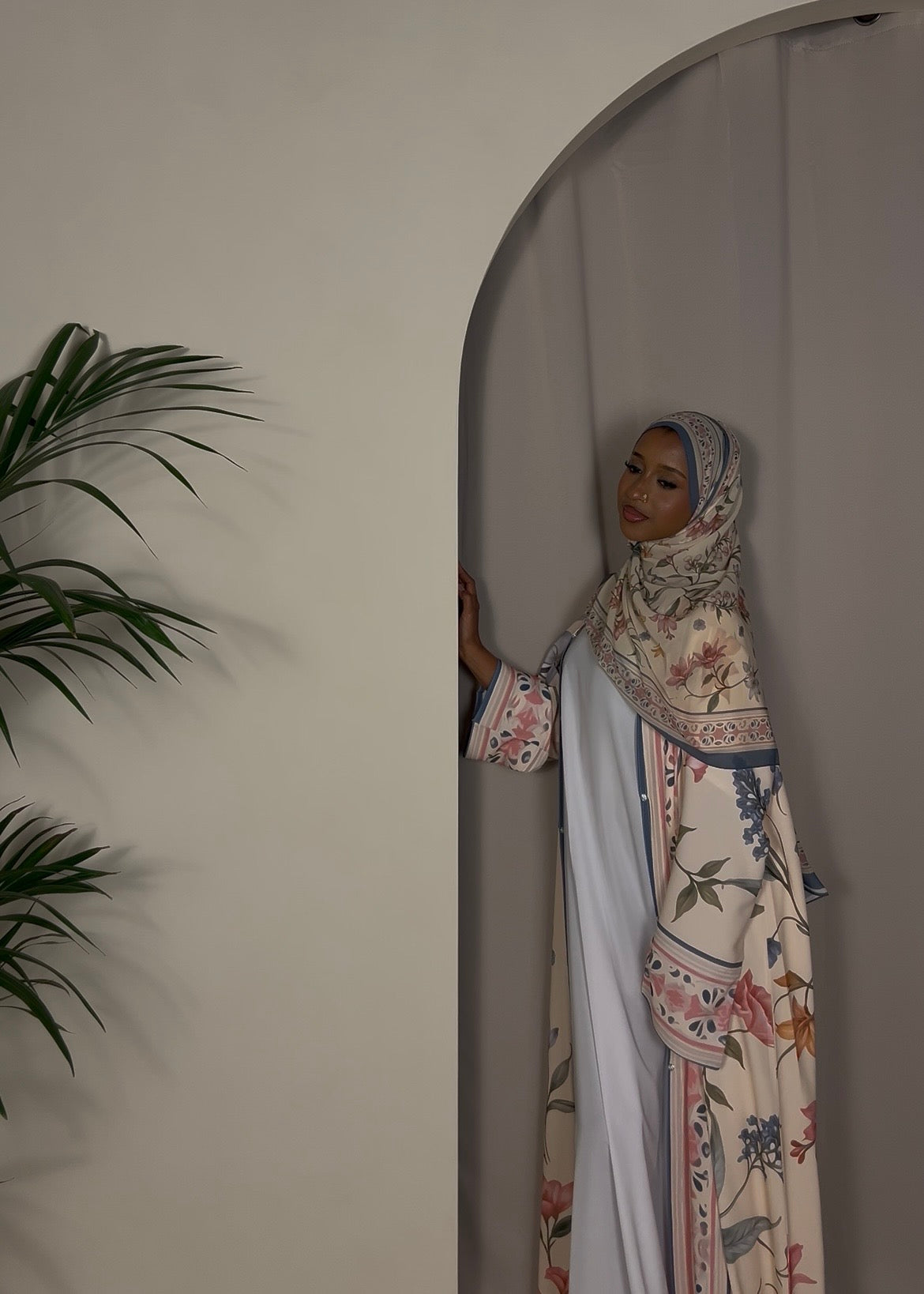 Printed floral Abaya - 2 piece set