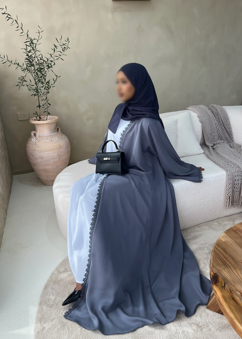 Petal trim abaya