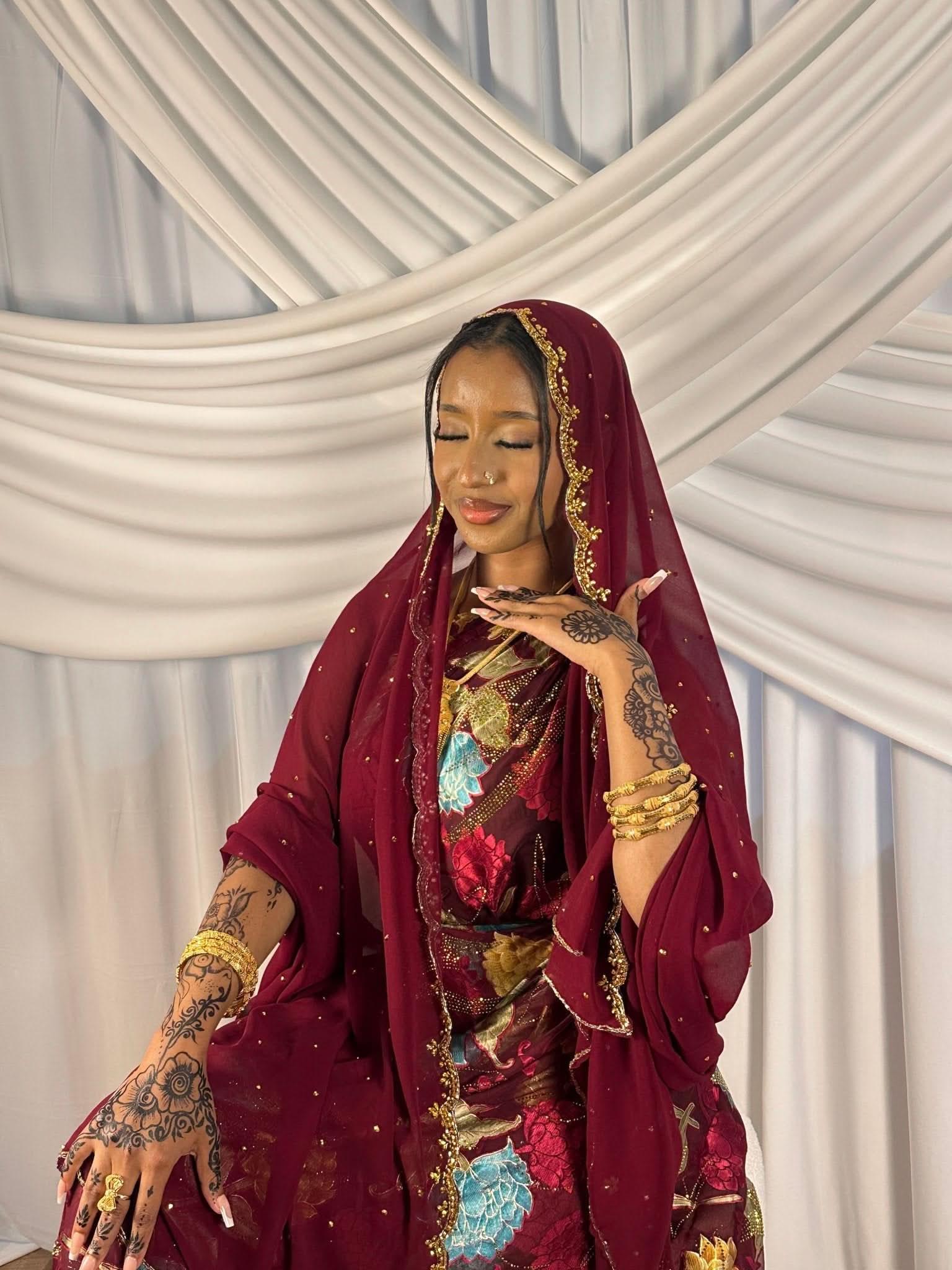 Burgundy stone Dirac - Layali Heritage