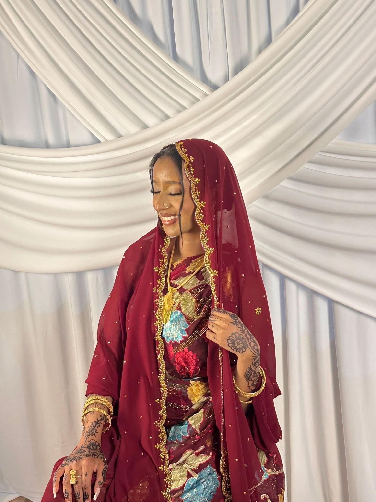 Burgundy stone Dirac - Layali Heritage