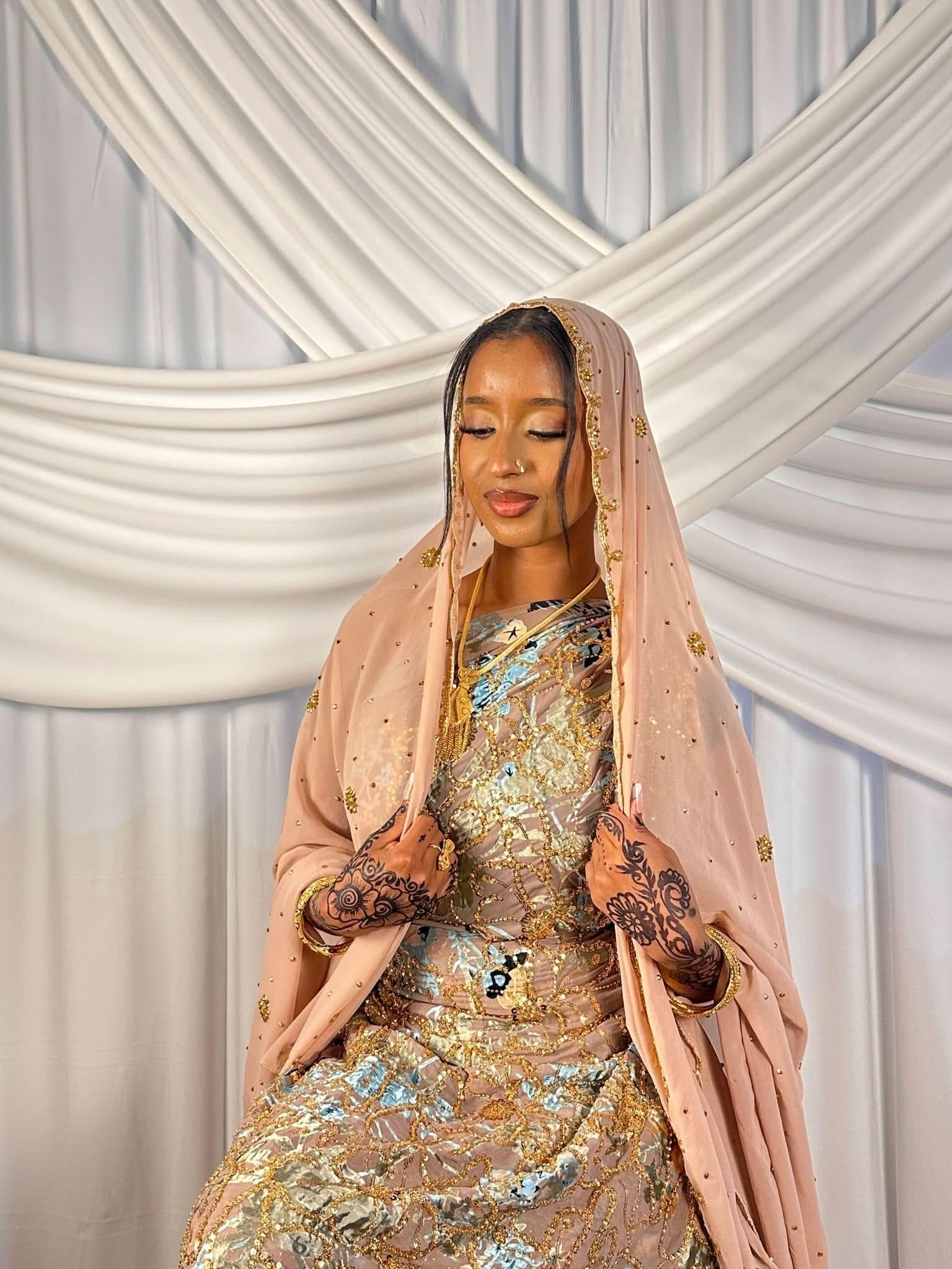 Dusty rose stone Dirac - Layali Heritage