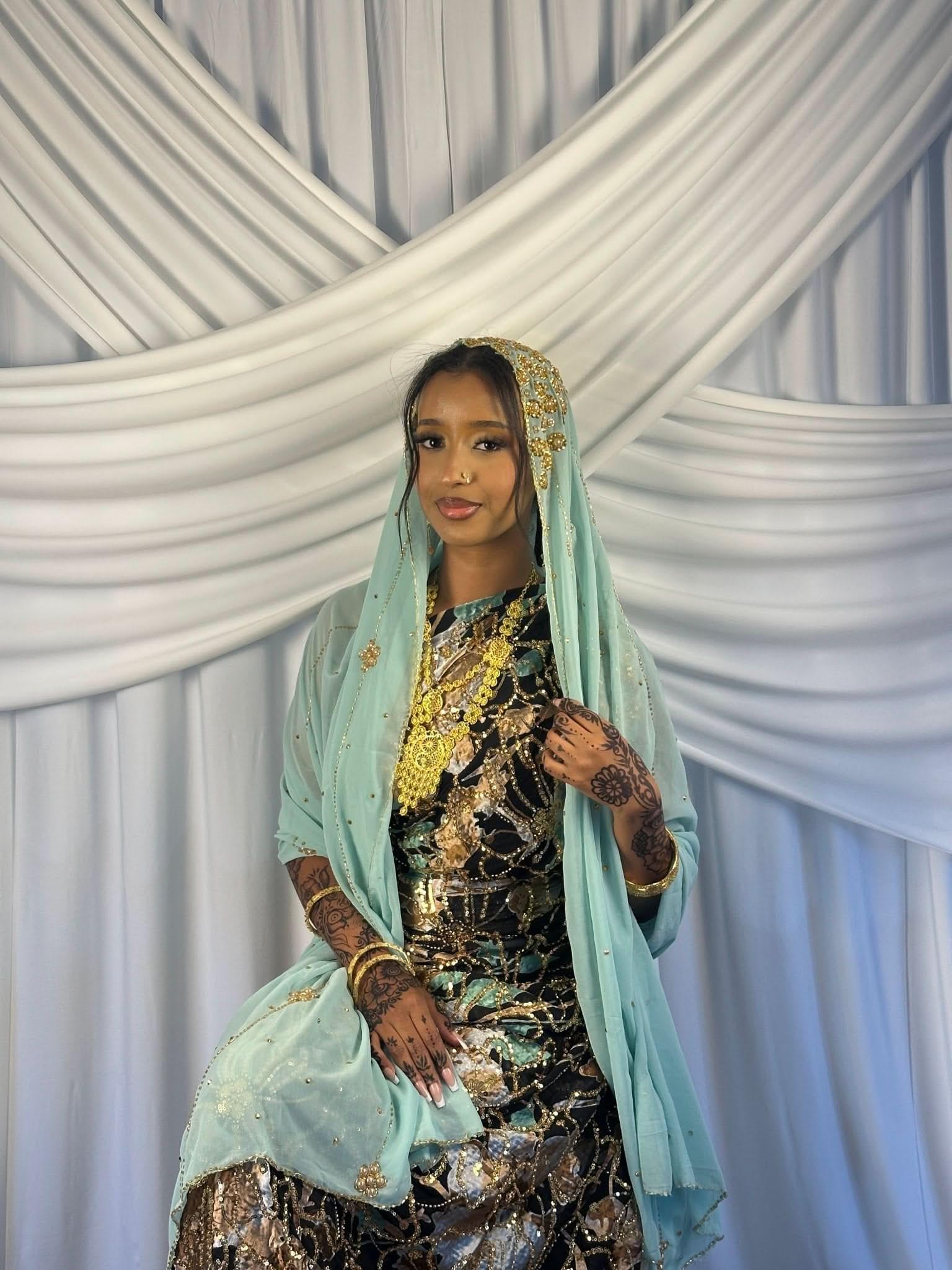 Emerald garden Stone Dirac - Layali Heritage