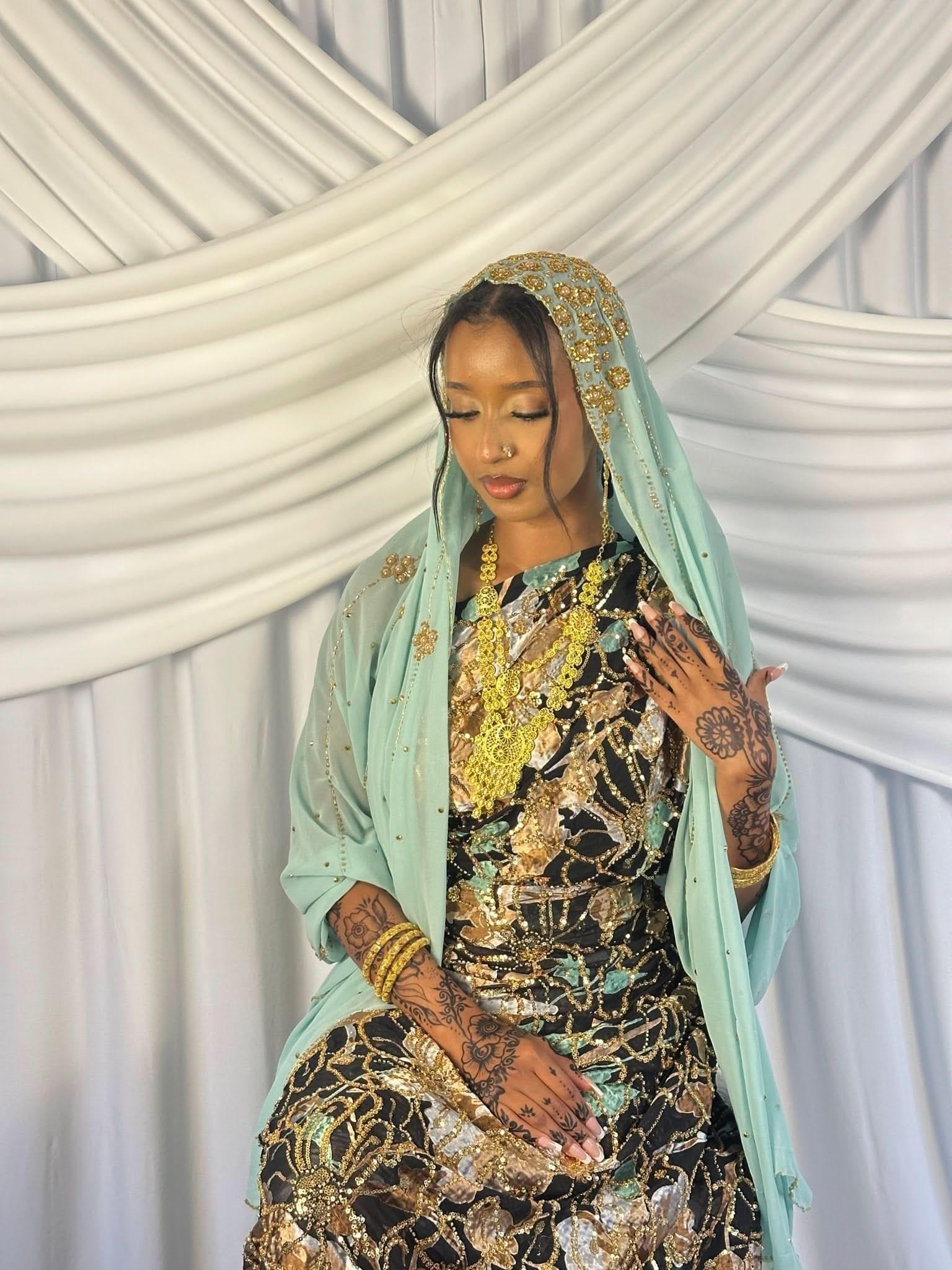 Emerald garden Stone Dirac - Layali Heritage