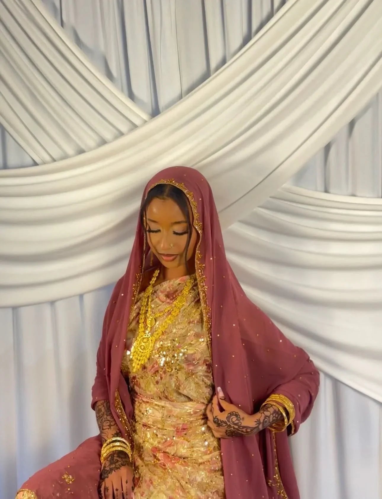 Golden blush Stone Dirac - Layali Heritage