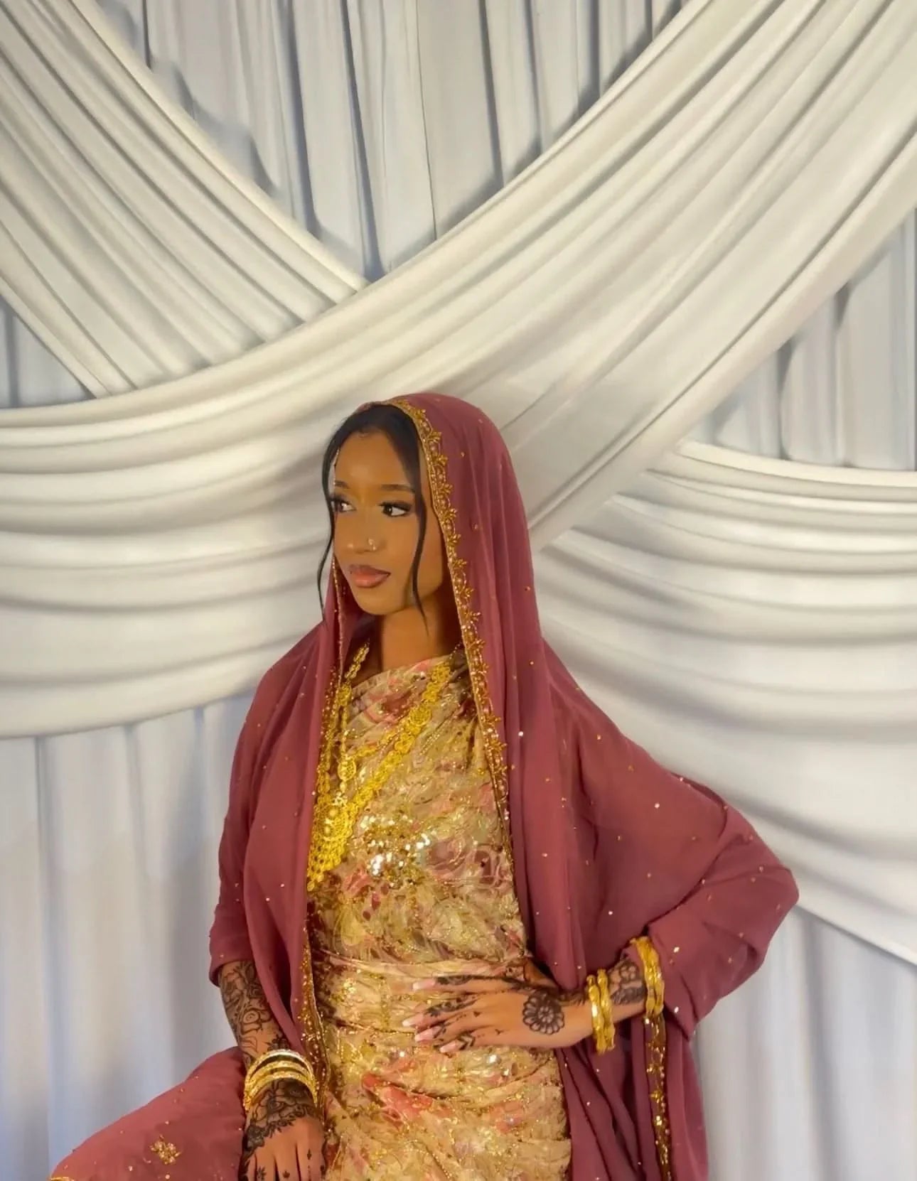 Golden blush Stone Dirac - Layali Heritage