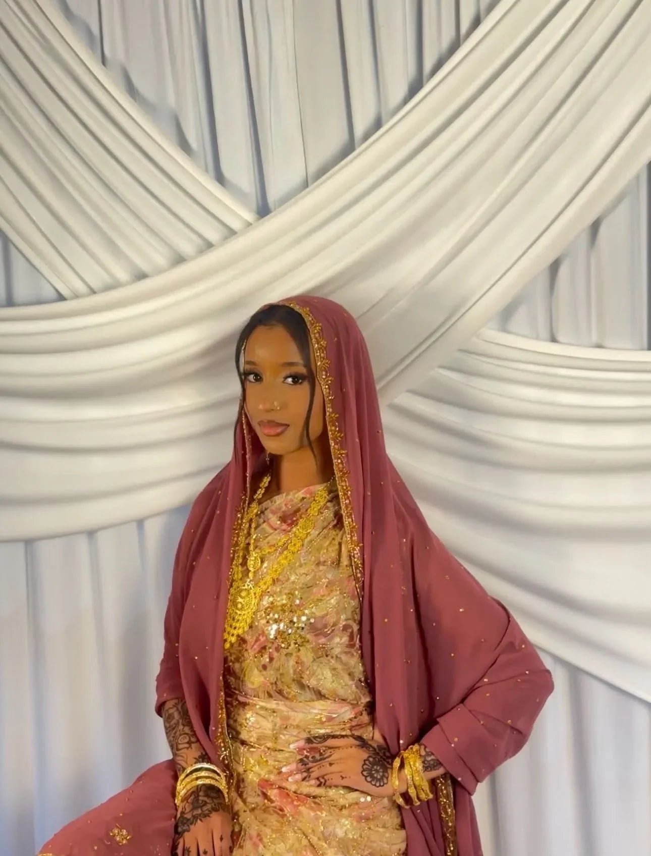 Golden blush Stone Dirac - Layali Heritage