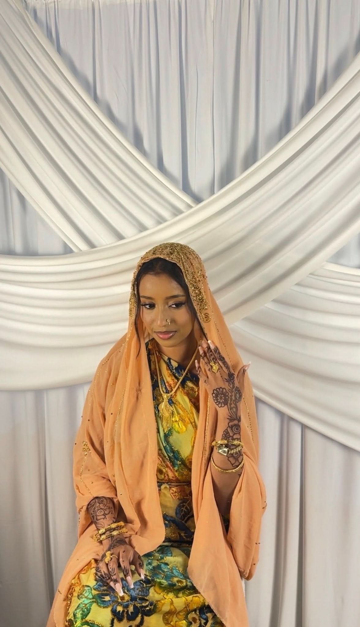 MAQBAL GOLDEN SAHARA DIRAC - Layali Heritage