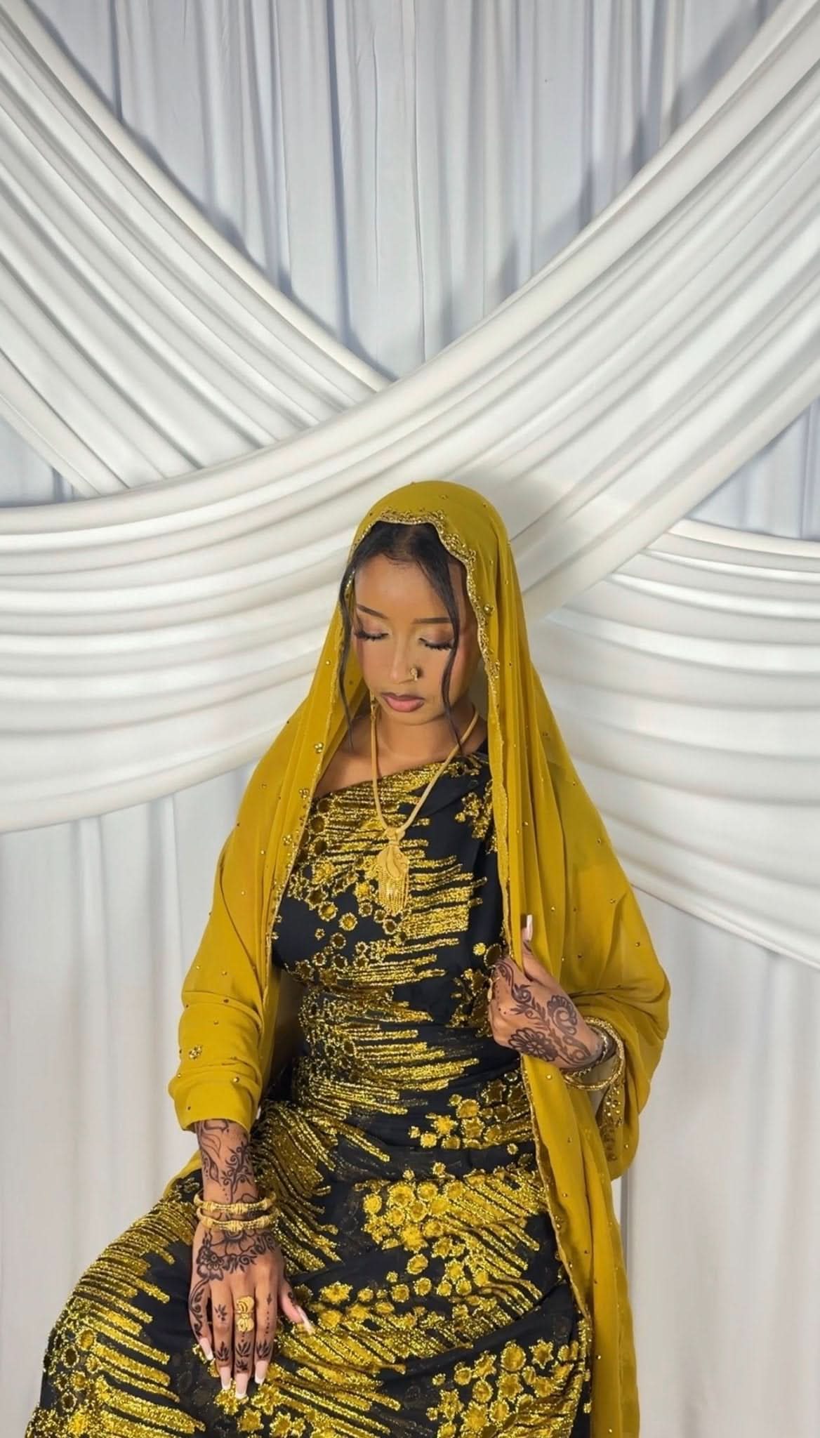 MAQBAL MAJESTIC SAFFRON DIRAC - Layali Heritage