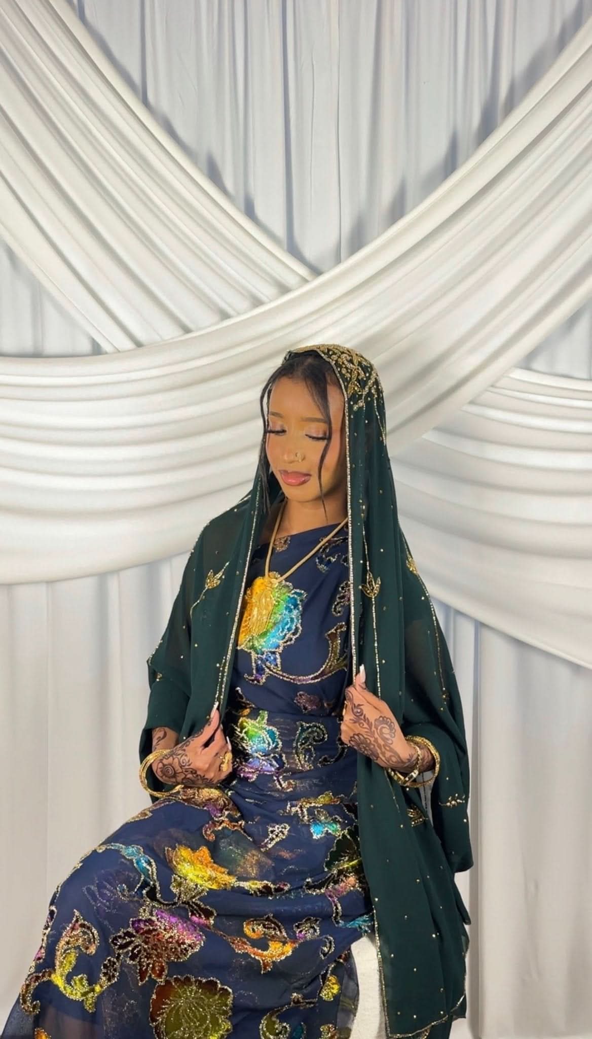 MAQBAL QUEEN’S EMERALD DIRAC - Layali Heritage