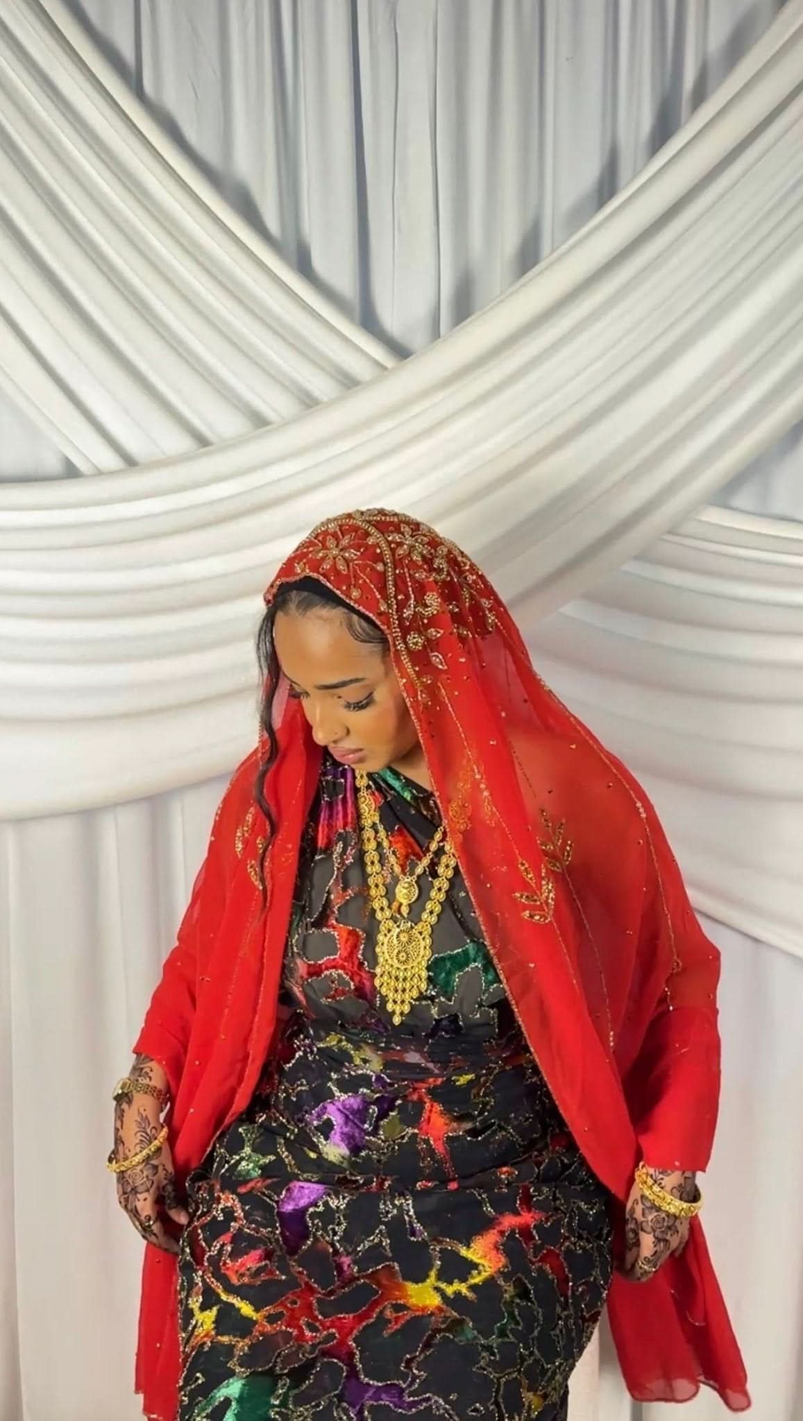 MAQBAL QUEEN’S RUBY DIRAC - Layali Heritage