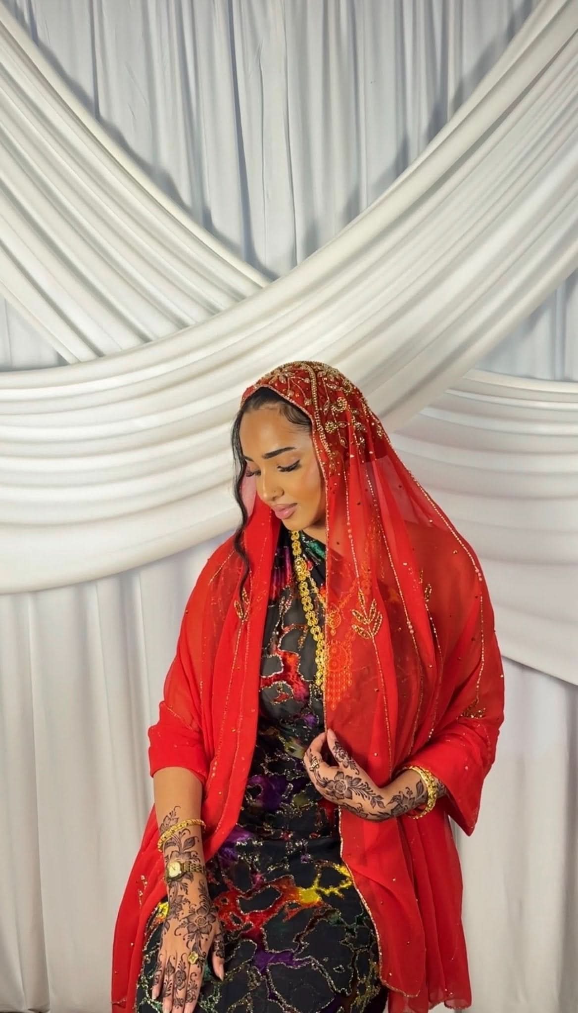 MAQBAL QUEEN’S RUBY DIRAC - Layali Heritage