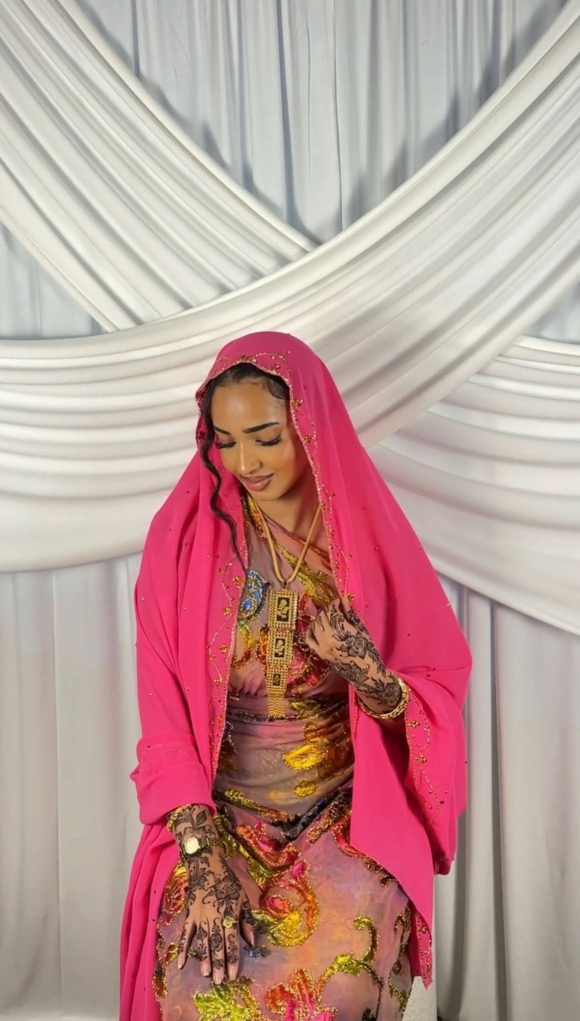 MAQBAL ROYAL FLAMINGO DIRAC - Layali Heritage