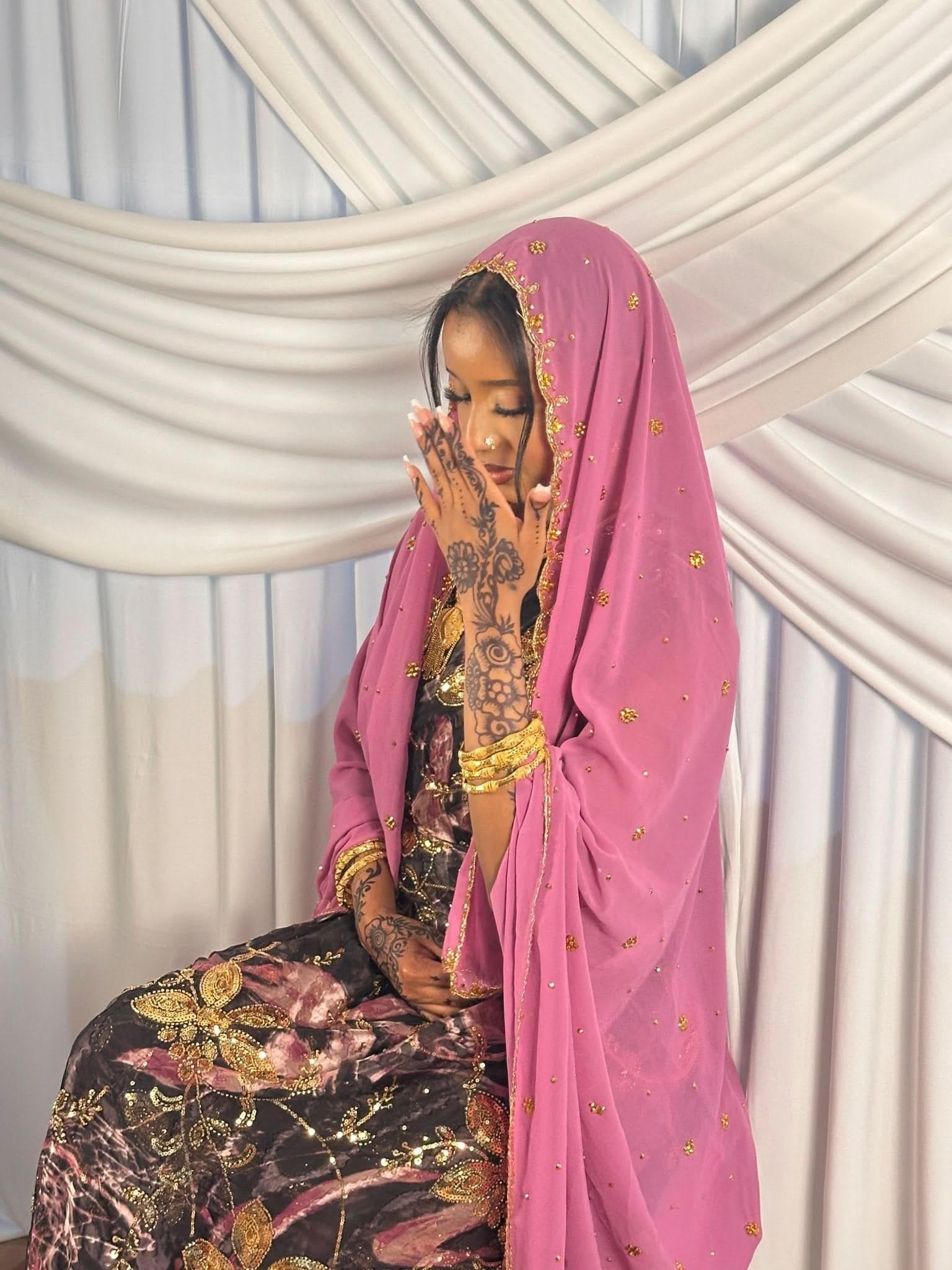 Midnight orchid stone Dirac - Layali Heritage