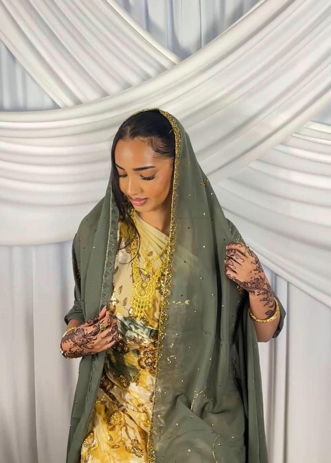 OLIVE ROYAL DIRAC - Layali Heritage