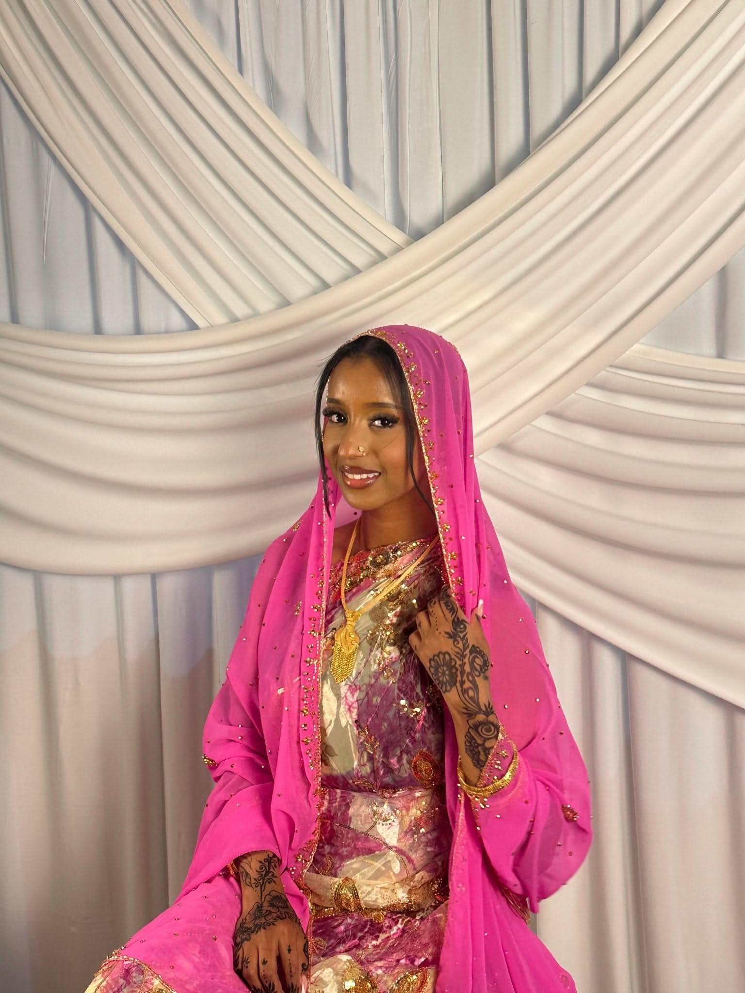 Pink oasis stone Dirac - Layali Heritage