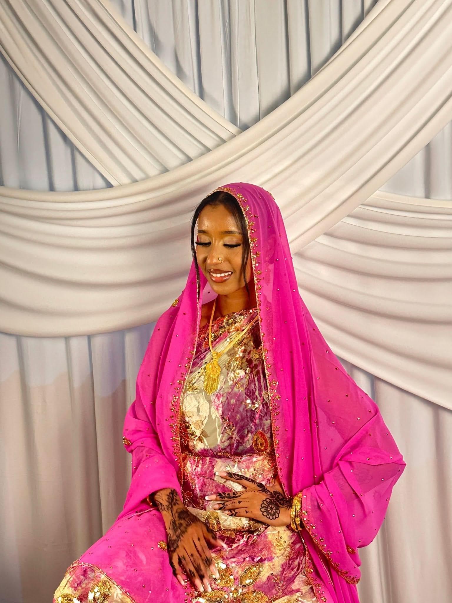 Pink oasis stone Dirac - Layali Heritage