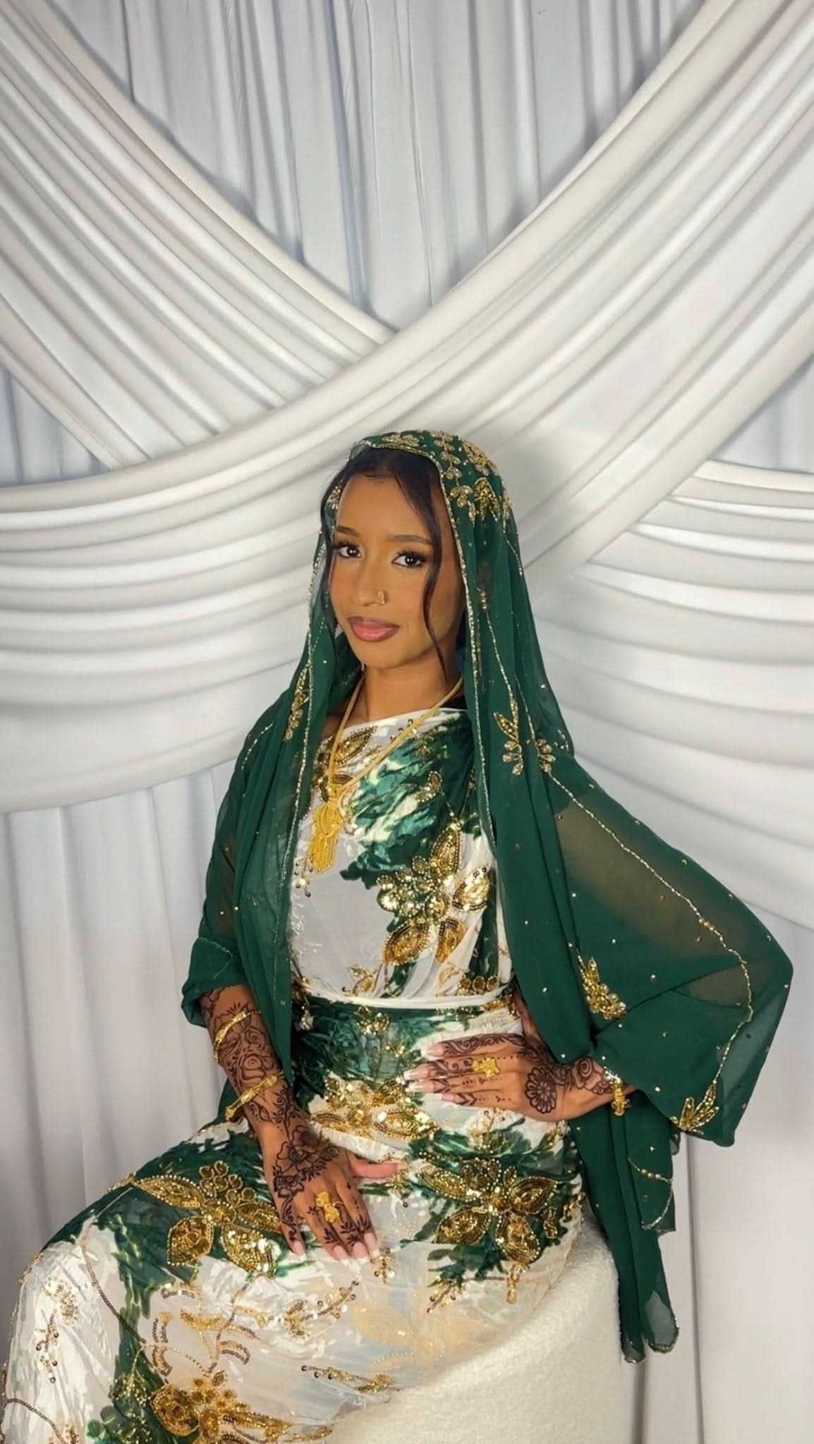 ROYAL EMERALD DIRAC - Layali Heritage