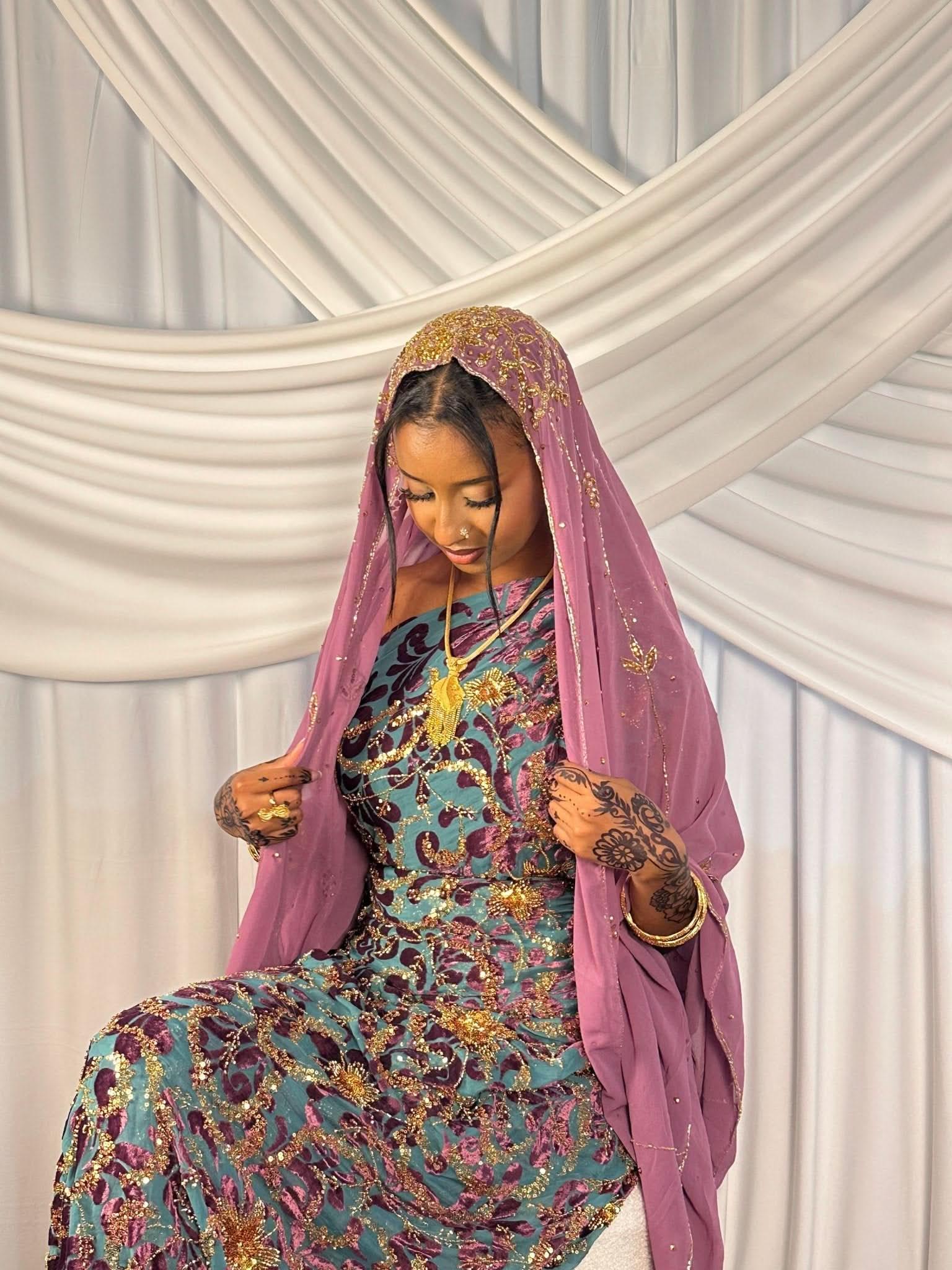 Velvet lagoon stone Dirac - Layali Heritage